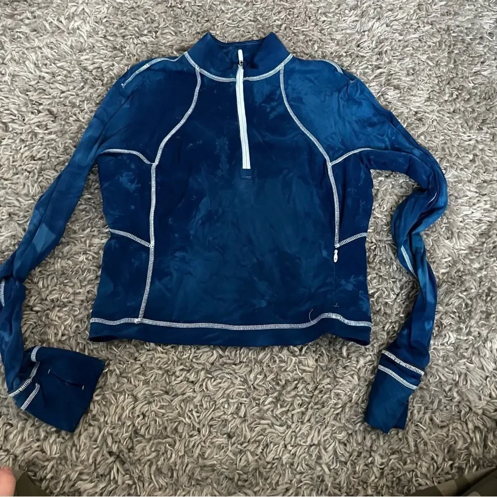 lululemon its rulu cropped half zip size 8